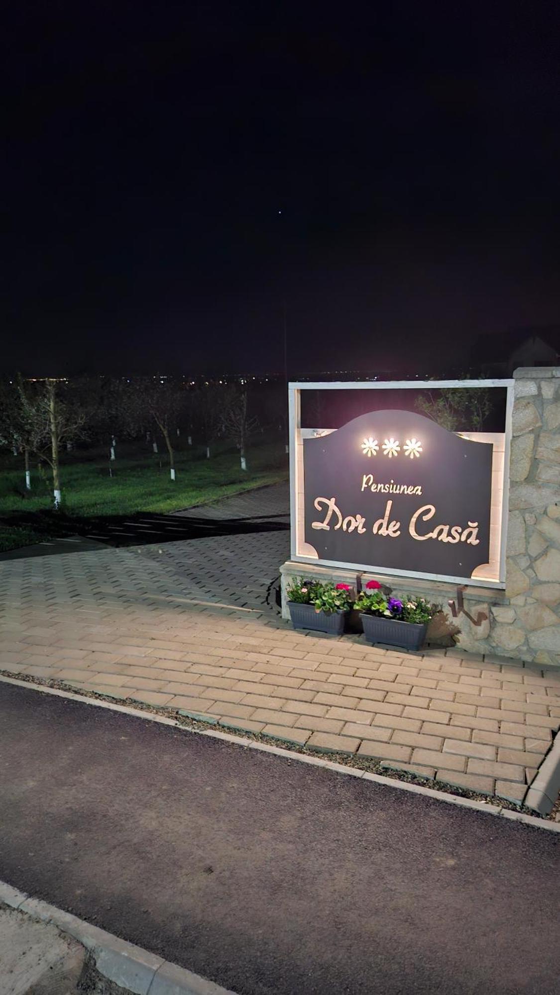 Dor De Casa Hotell Doljesti Eksteriør bilde